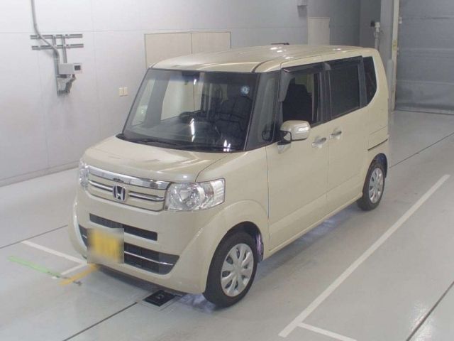 196 HONDA N BOX JF1 2017 г. (CAA Chubu)